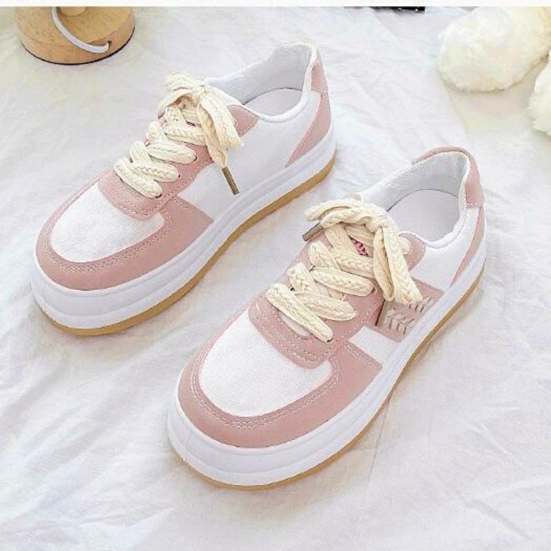 [COD] 23999 Sepatu Wanita Import LOV Sneakers Kasual