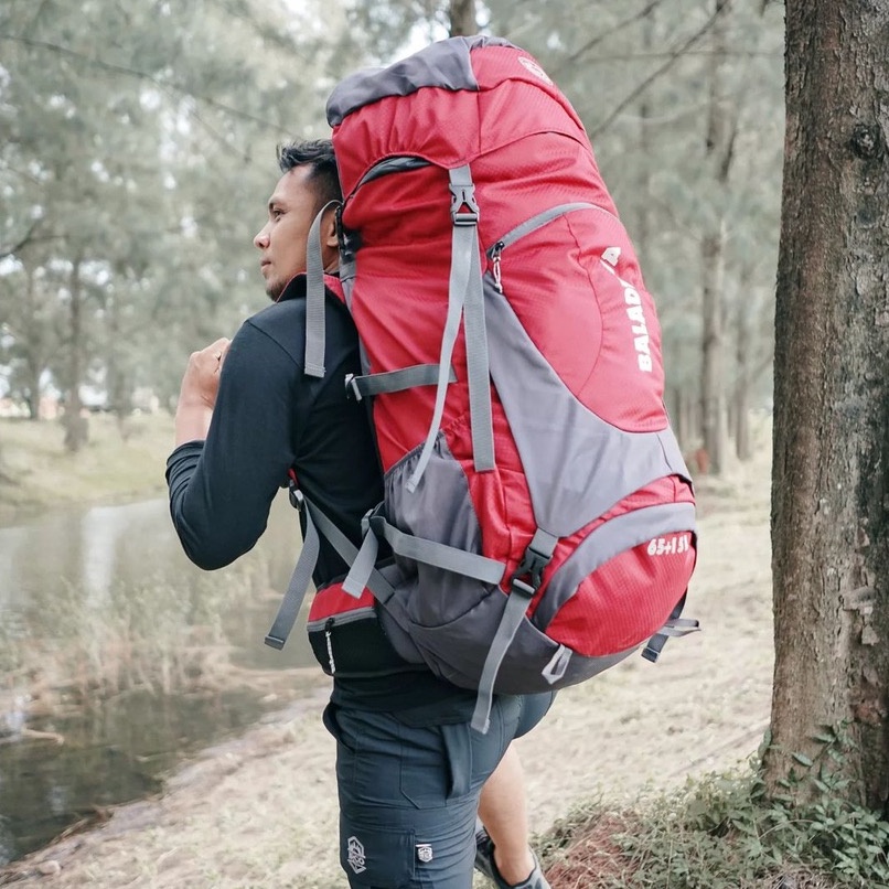 Tas Ransel Gunung Carrier Outdoor Hiking 65 Liter Irco Baladewa Merah Marun Dengan Rain Cover