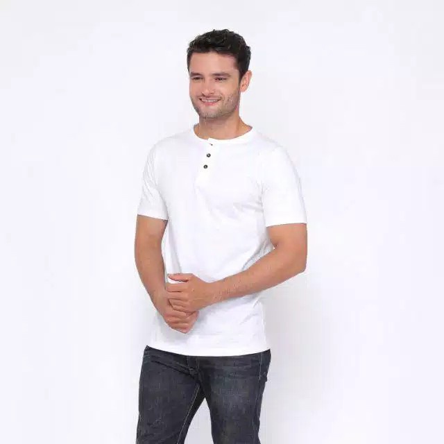 Greenlight T-Shirt Putih Henley / Kancing Good Quality / Greenlight Kaos / Simple- Murah / kaos Arie