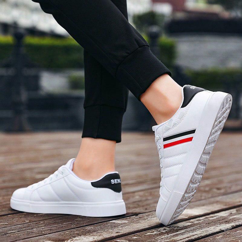 SEPATU SNEAKERS SANTAI PRIA WANITA - SEPATU KEREN