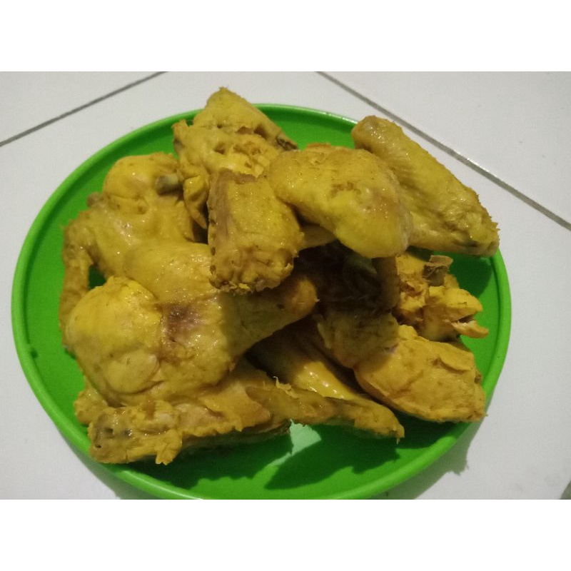 

sayap ayam ungkep bumbu kuning