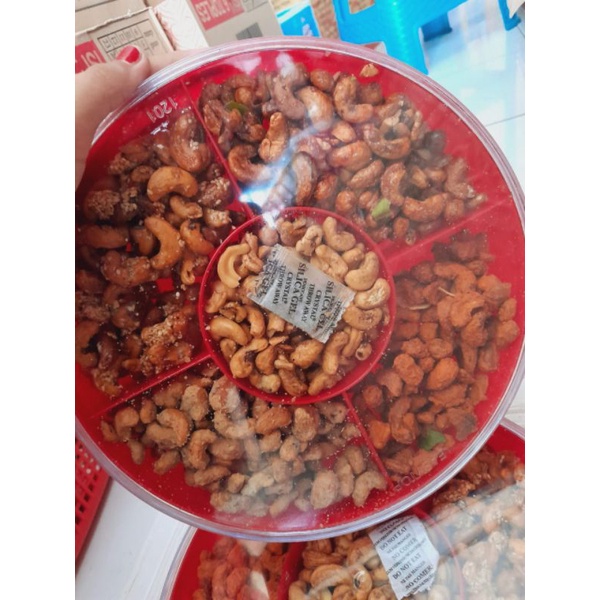 

Kacang Mede