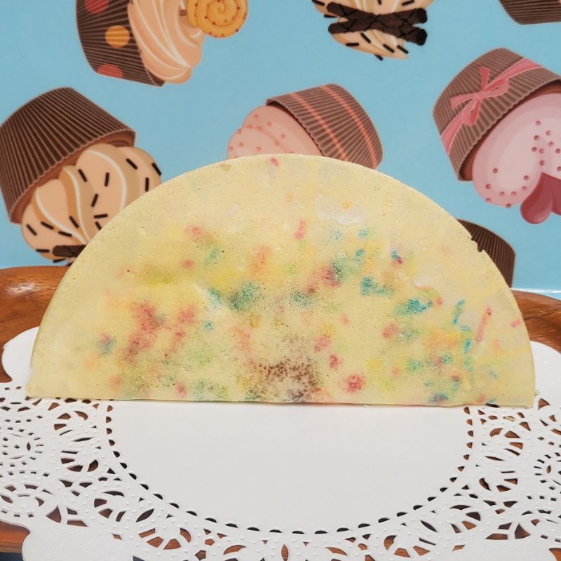 

KUE LEKER JADUL MESES RAINBOW ISI 8 LEKKER CREPES