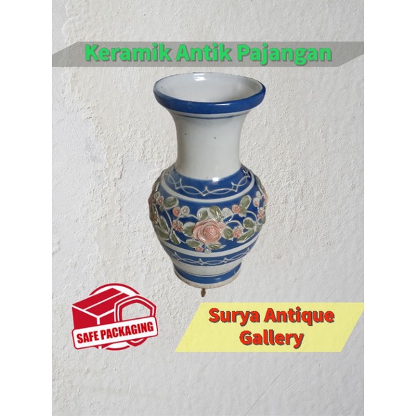 Keramik Antik Vas Bunga Biru Putih