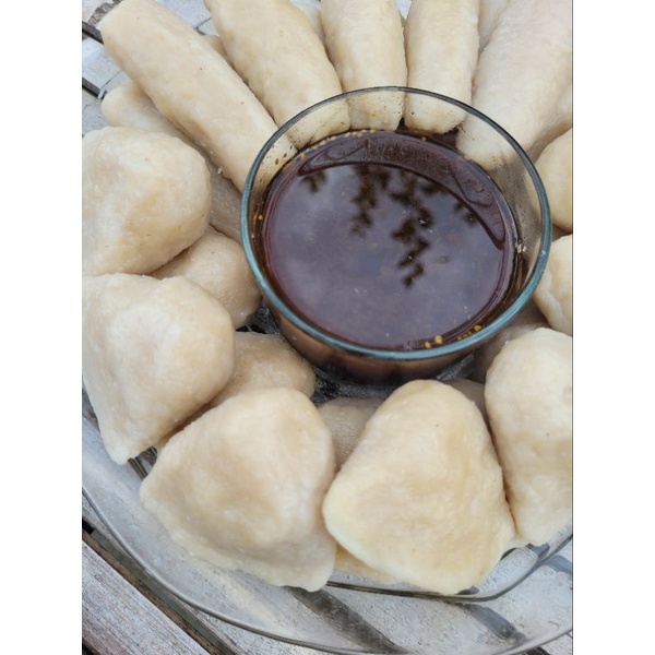 

Pempek ikan tenggiri