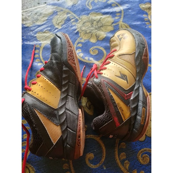 sepatu yonex  LD ori,