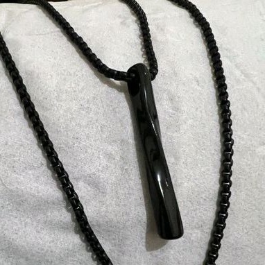 kalung titanium balok kelilit black panjang kalung 60 cm