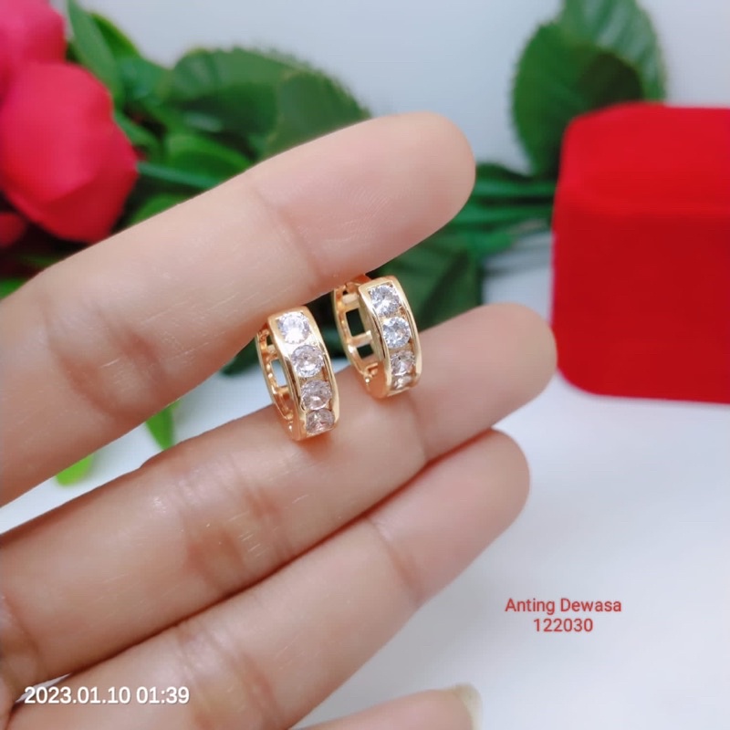 anting clip perhiasan aksesoris lapis emas perhiasan aksesoris pengganti emas