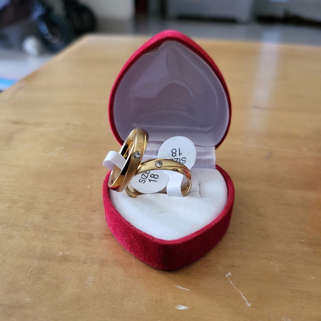 Cincin Kawin Dapat 2 pcs Dan Free Box  Banyak Model  Dan Pilihan Cincin Model Love Berlapis Emas 24K Polos