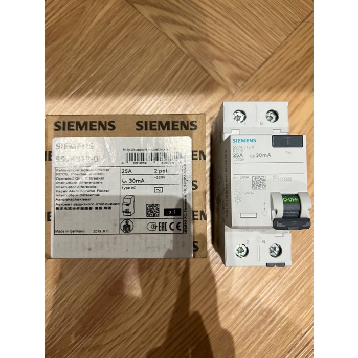 Siemens 5SV4312-0 25A 30mA 2P RCCB 230V