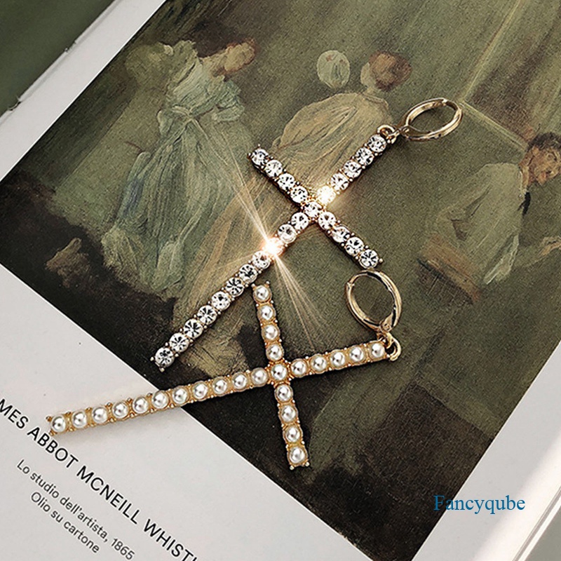 Fashion Mutiara Anting Salib Untuk Wanita Retro Hip Hop Asimetris Liontin Anting Earrings Kepribadian Liburan Ulang Tahun Perhiasan