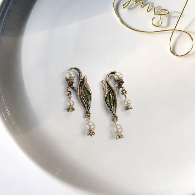 Rumbai Mutiara Stud Earrings Vintage Hand Painted Enamel Glaze Lapis Emas Lily Of The Valley Bunga Daun Hijau Anting