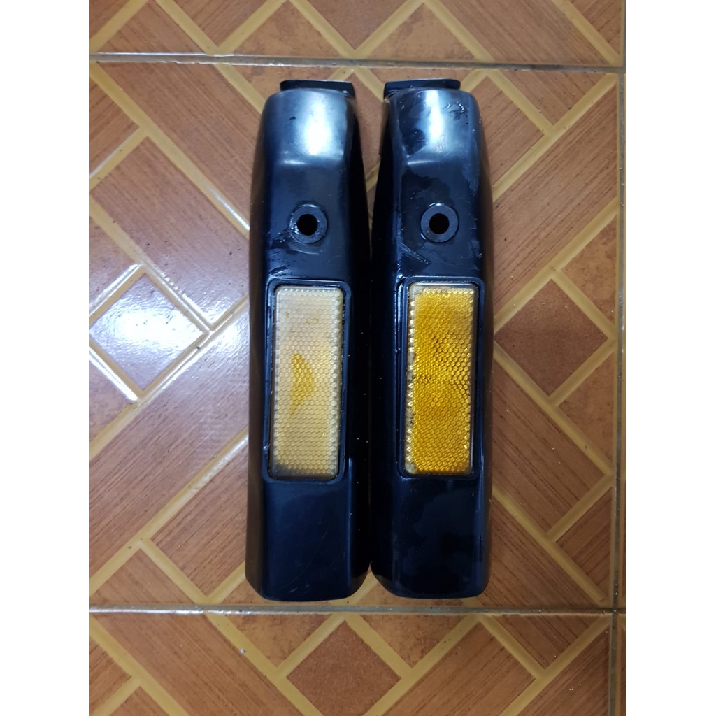 Tutup Shock Depan Suzuki RC 100