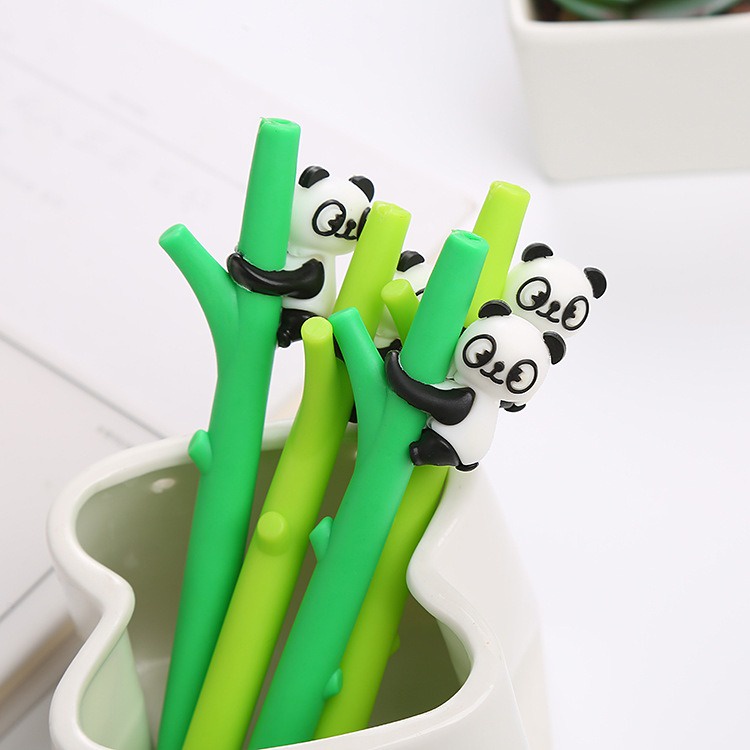 

IDgrosir 4pcs Pena Pen Pulpen Gel Set Tinta Cair Panda IDG-ST0150