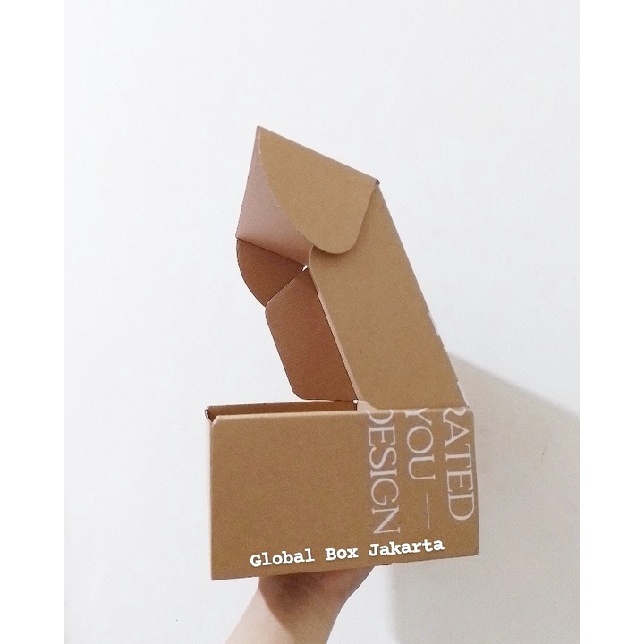 

Kardus Box Kemasan Packaging Untuk Model Earlock POLOS Ukuran. 12x12x4 Per 50pcs