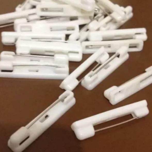 

Flash Sale Peniti Name Tag Peniti Papan Nama Dada Plastik 3cm 1 Gross isi 144pcs Kwalitas Bagus IMPORT