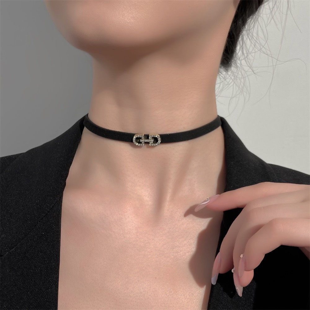 Woman fashion Elegant Double D Huruf Kalung Berlian Imitasi Dicetak Temperamen Rantai Klavikula