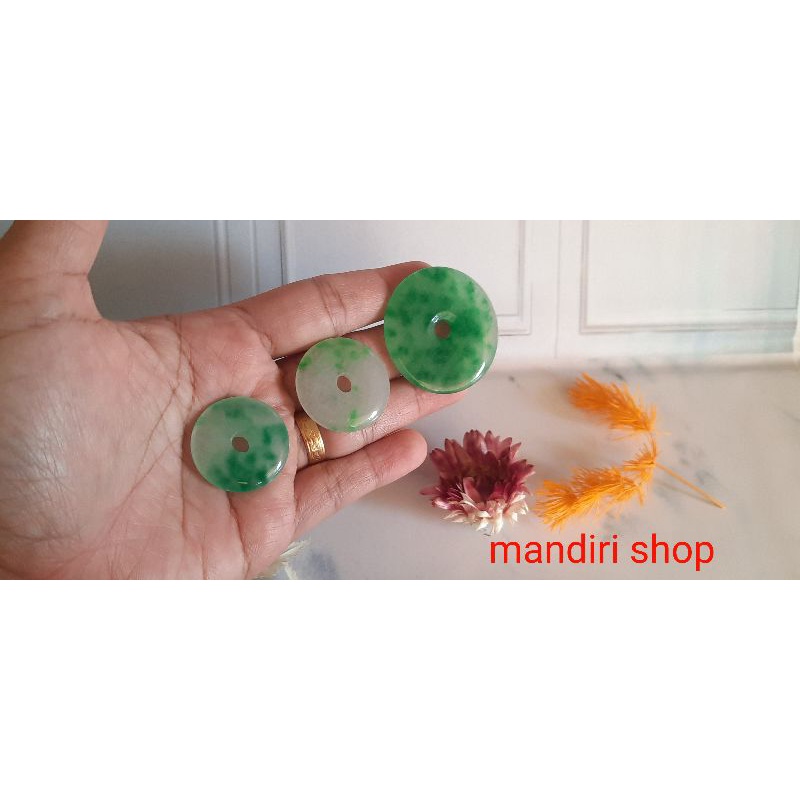 liontin kalung giok donat giok koin