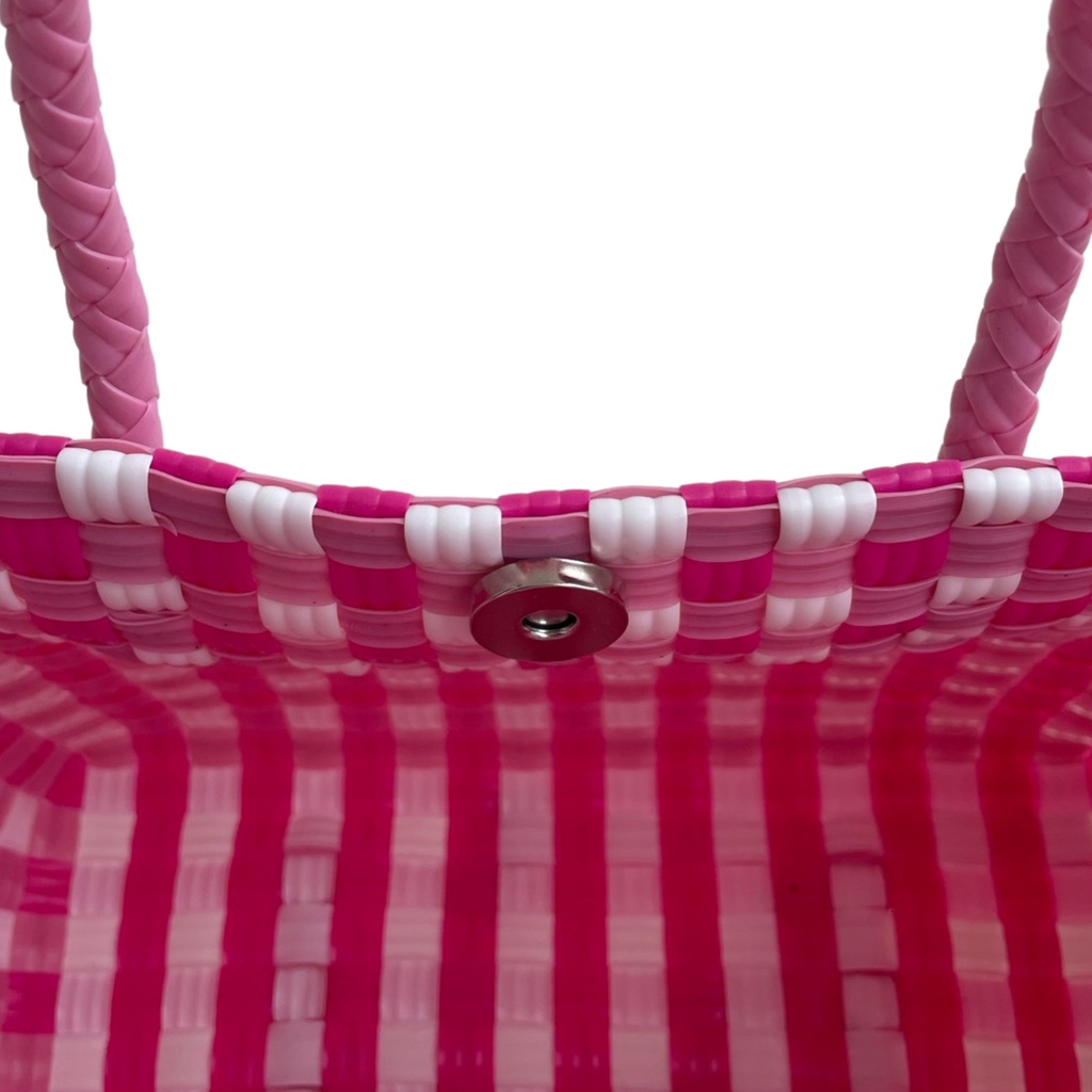 Barbara Micro Market Bag in gingham pink