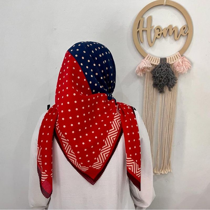 KERUDUNG SEGI EMPAT HIJAB JILBAB MOTIF POLKADOT MERAH BIRU PREMIUM