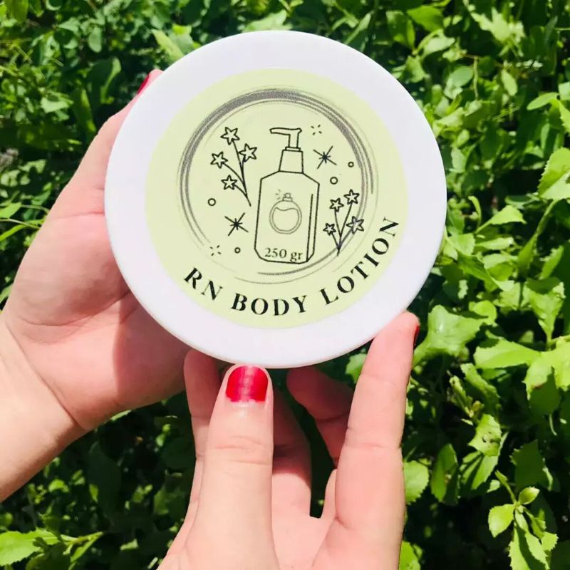RN BODY LOTION