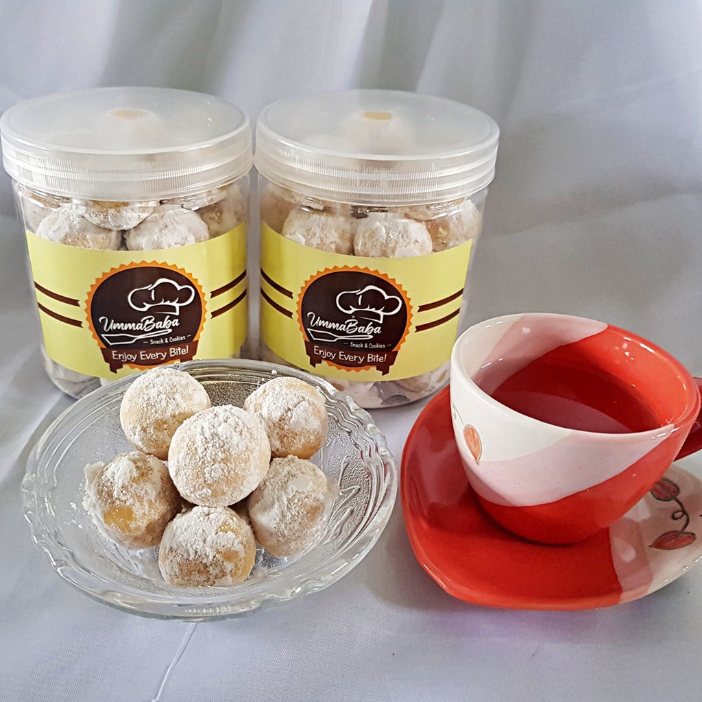 

Kue Putri Salju Lumer (Beli 1 Toples Putri Salju Lumer + Gratis 1 Pouch Sagu Keju Lumer)