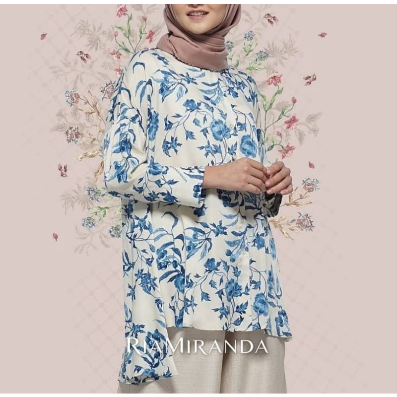 preloved mohan top blue by riamiranda