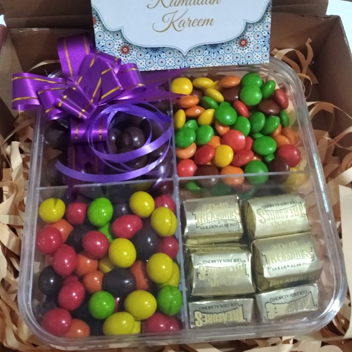 

✨READY✨ -parcel coklat lebaran ulang tahun- 1.1.23