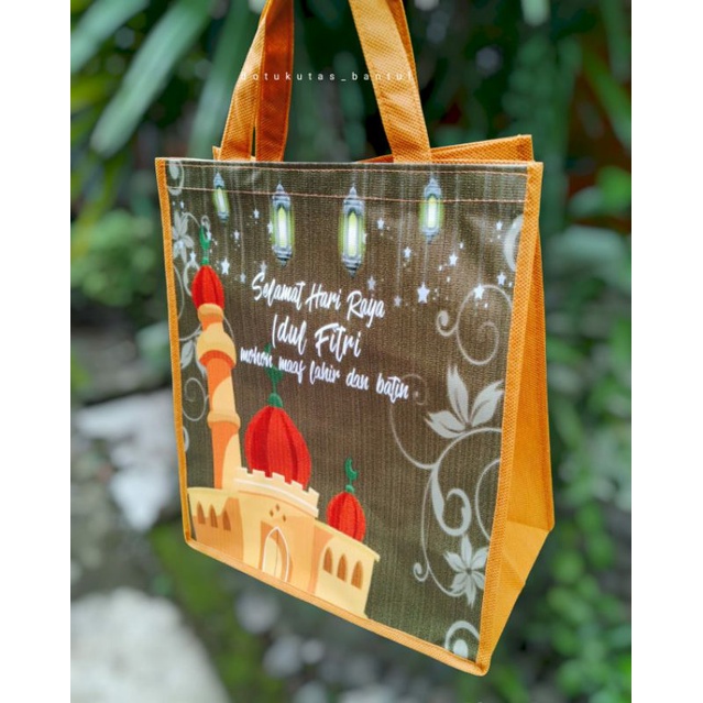 

TAS PARCEL LEBARAN/TAS BINGKISAN LEBARAN/TAS PARCEL IDULFITRI/TAS SOUVENIR PARCEL LEBARAN
