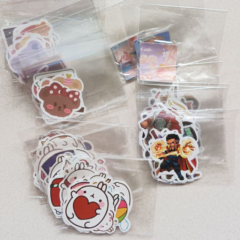 

10Pcs Sticker Aesthetic Lukisan Cute Lucu Bear Kartun Molang kelinci Marvel Spiderman iron man untuk Journal Scrapbook diy freebies