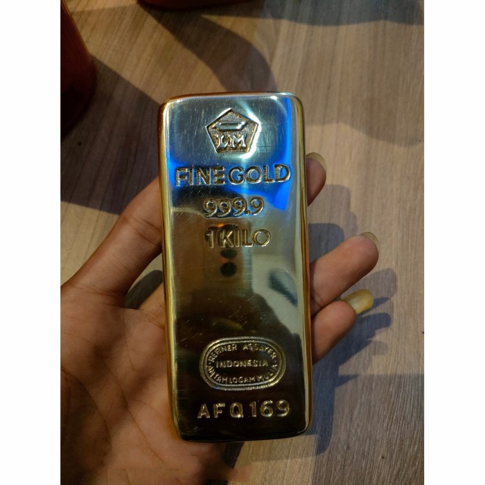 Miniatur Emas Batangan Kuningan Antam 999.9