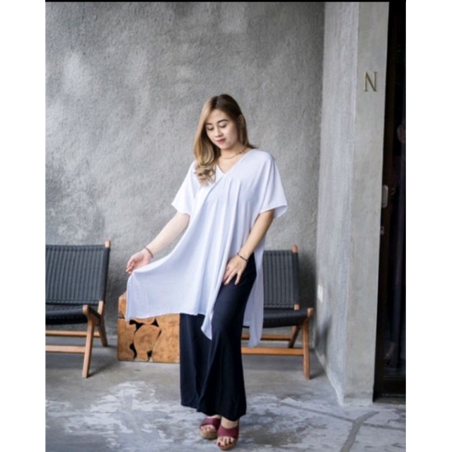 BAJU ATASAN LONG SQUARE NAGITA.