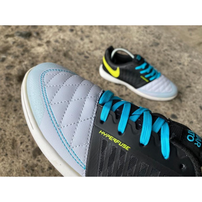 SEPATU FUTSAL NIKE LUNAR GATO 2 BLACK WOLF GREY