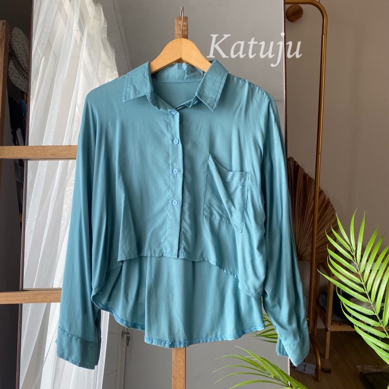 KEMEJA RAYON MODEL CROP JENNY BAHAN ADEM JATUH