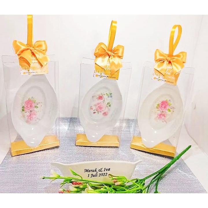 

KOTAK MIKA 8x3x16 AE/AP