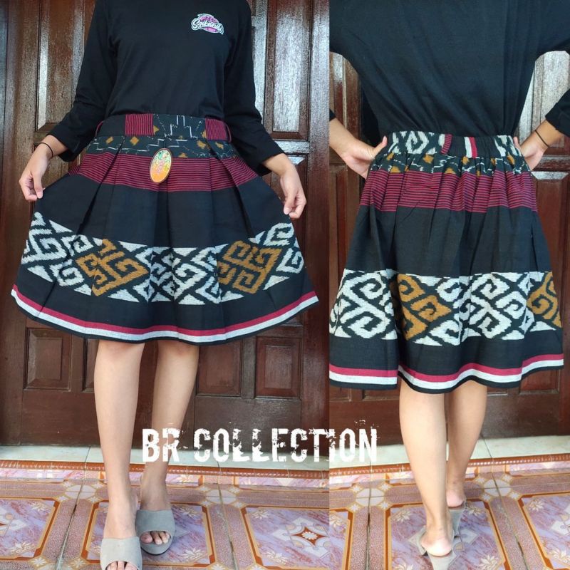 ROK WIRU MAYUNG, ROK MOTIF ETNICK