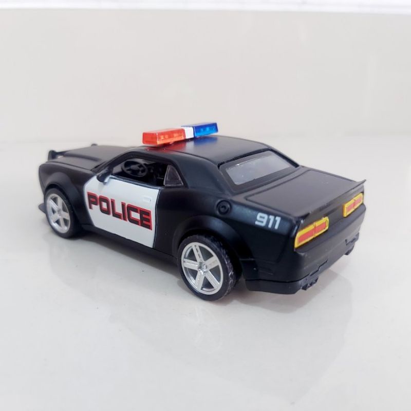 Diecast Mobil Sedan Polisi 911 Alloy - Mainan Koleksi Miniatur Police Car Anak Dewasa