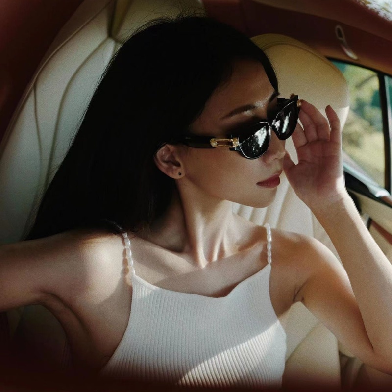 (YUZHU) Mode Barat Permen Warna Mata Kucing Mutiara Kacamata Vintage Fashion Design Sense Shade Sunglasses Wanita