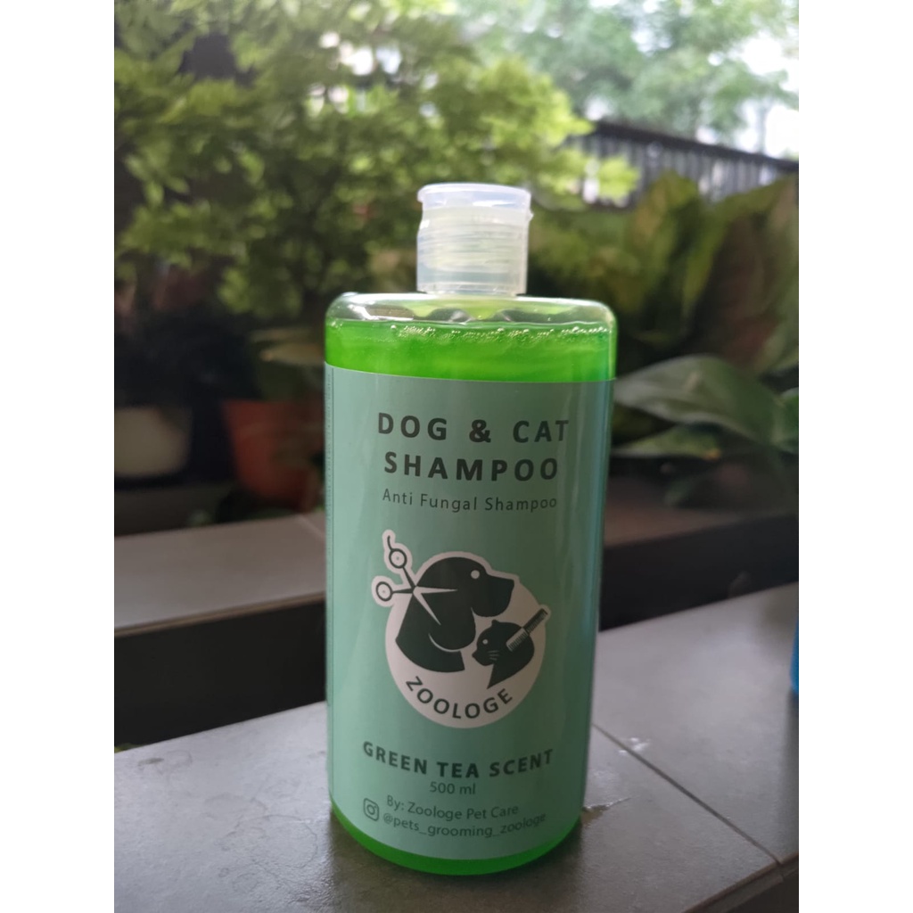 Zoologe Shampo Anti Jamur Kucing Anjing Green Tea 500ml