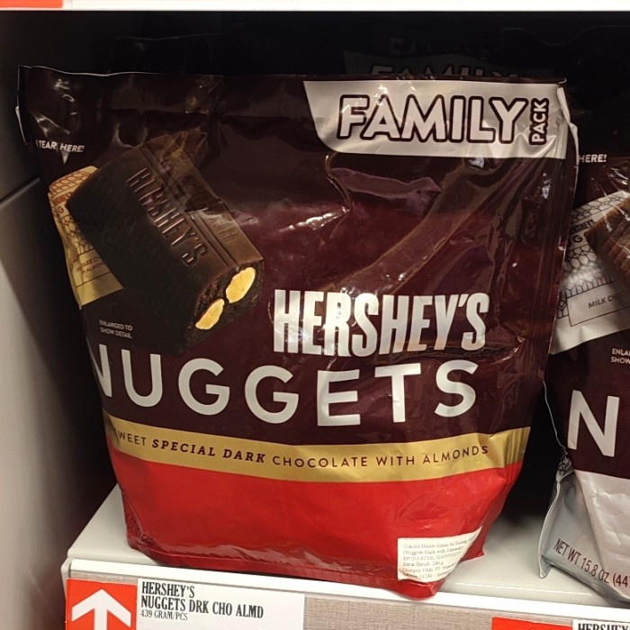 

HERSHEY'S DARK CHOCOLATE ALMOND 439GR IMPOR USA