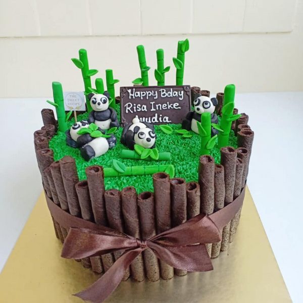 

Kue Panda Bambu