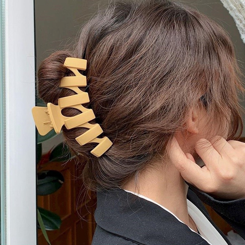 Jepit Rambut Bentuk Tidak Teratur Cakar Rambut Matte Solid Elegan Untuk Aksesoris Rambut Wanita Perempuan