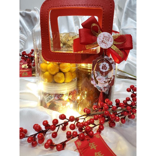 

HAPPY RABBIT Chinese New Year Hampers