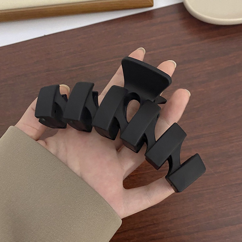 Jepit Rambut Bentuk Tidak Teratur Cakar Rambut Matte Solid Elegan Untuk Aksesoris Rambut Wanita Perempuan