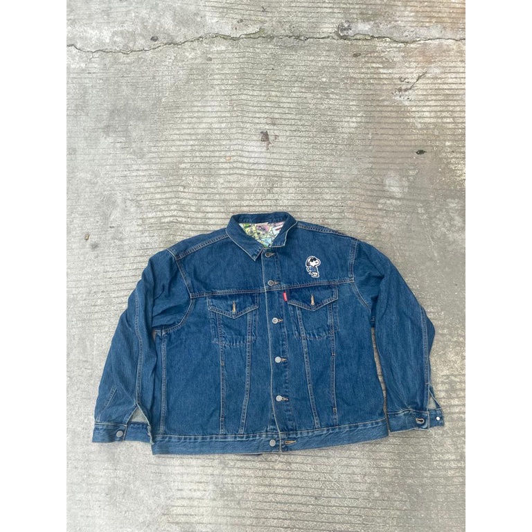 GU x Peanuts 70th Anniversary Denim Jacket