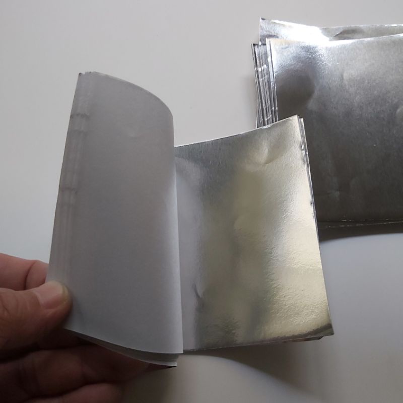 RB Kertas Aluminium Foil / Kertas Bungkus Permen Cokelat - 100 Lembar