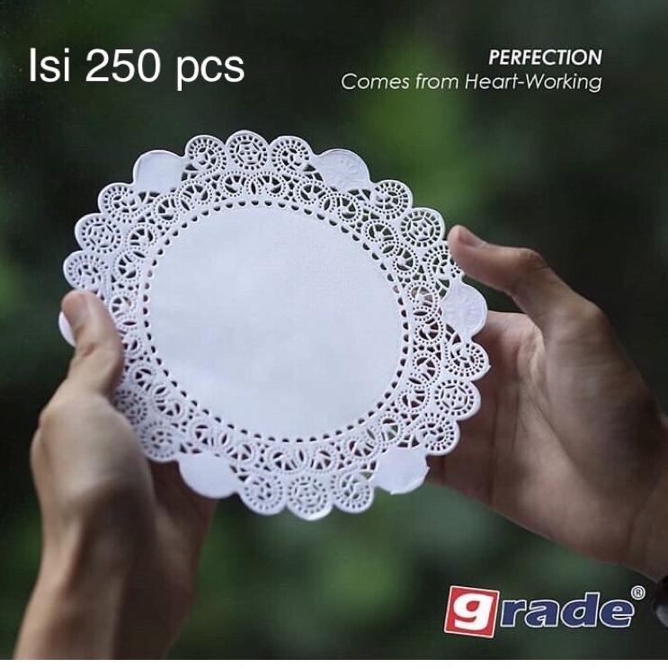 

code6c6Bq Doilies paper 5,5 inch (13,75 cm) / Kertas Renda isi 250 pcs / Merk Grade