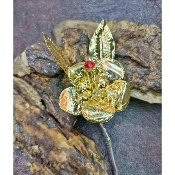 Bunga Pucuk Emas/Pucuk Udeng Emas