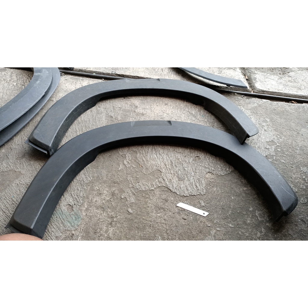 Over fender depan Mitsubishi xpander cross original