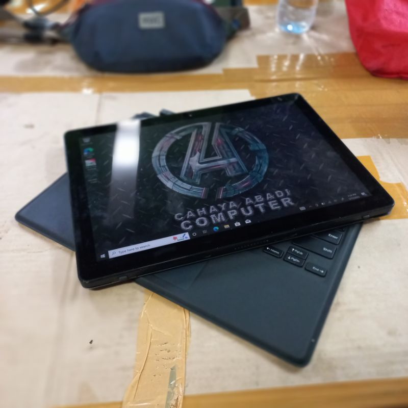 Laptop 2in1 Tablet Dell Latitude 5290 7200 Core i7 8th Gen RAM 16GB MURAH